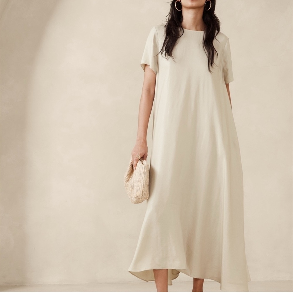 Banana Republic Soft Cream Maxi Dress, Size M